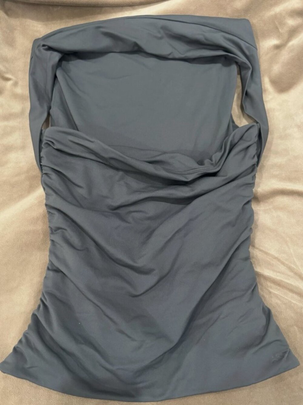NWOT Aritzia Contour Flourish Top Olive Green Size Medium M - Picture 4 of 6